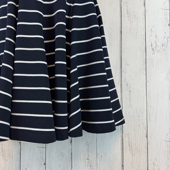 Eliza J Navy/White Stripe Stretchy Sleeveless A-line Flowy Dress Size 2 - Picture 4 of 14